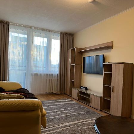ורשה Apartament Bazylianska - 100M Do Metra "Brodno", 20 Minut Do Centrum Warszawy מראה חיצוני תמונה